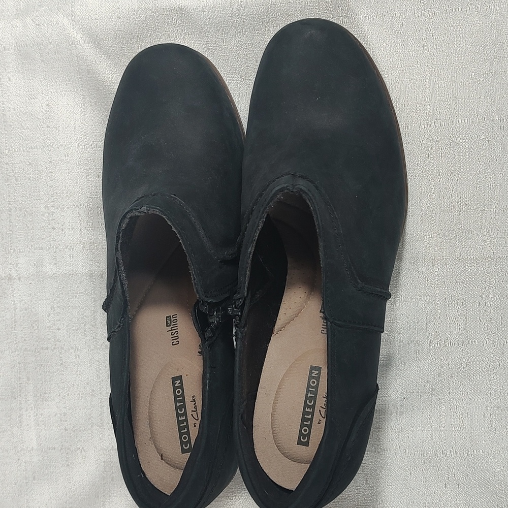 Clarks Collection Sashlin Aleta Black Leather Side Zip Heeled Shoes Size 11M - Picture 5 of 9
